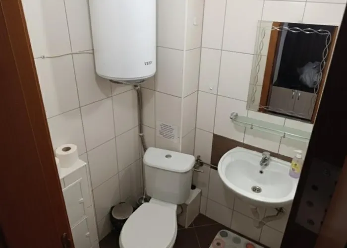 Flat Cedar 2min Walk To Gondola Apartment